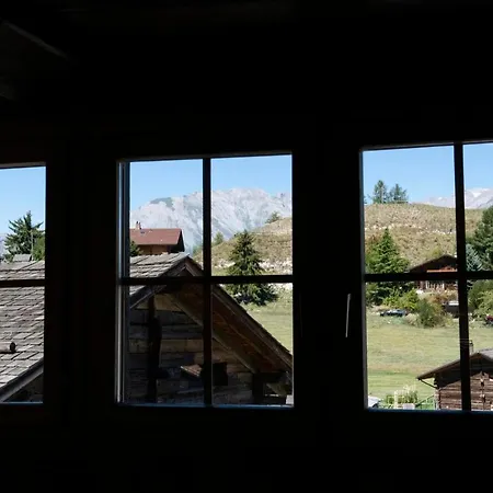 Ravissante Maison Villageoise A *